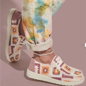 Hey Dude Wendy Cottage Crochet shoes